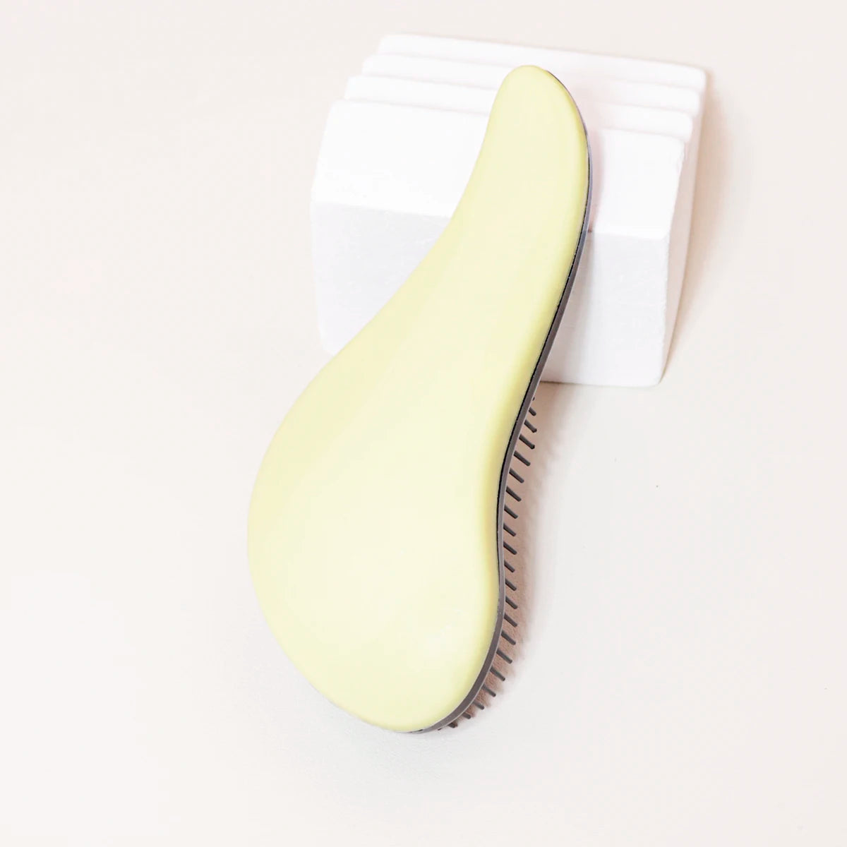 Antistatic Hair & Scalp Massage Brush – Wet & Dry Hair